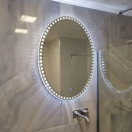 Апартаменты Farisma - Bright And In *