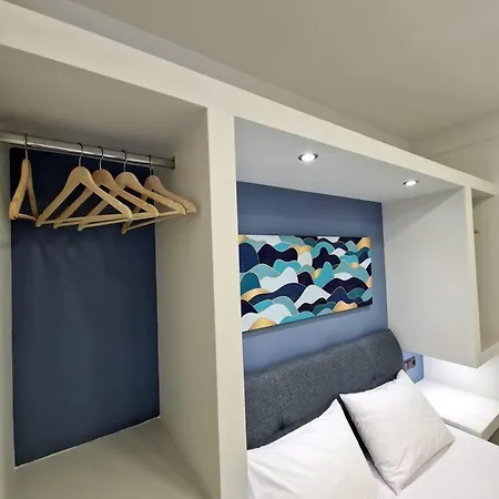 Farisma - Bright And In Kalamata