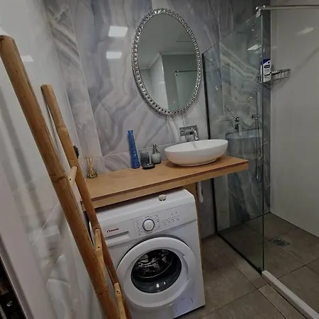 Farisma - Bright And In Appartement